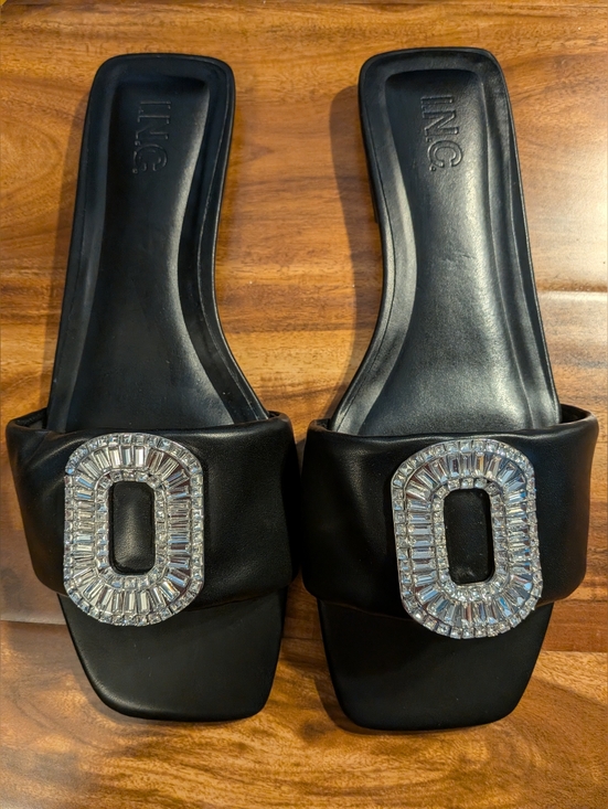 INC International Concepts Shoes - NWT! I.N.C. International Concepts Embellished Buckle Sandals Size 10.5M in BLAC